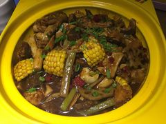 -多嘴肉蟹煲(万达店)
