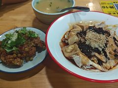 -朱大嘴肥肠血旺(福字街店)