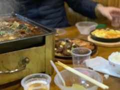 -老东镇啤酒屋海鲜加工·蒸汽海鲜·海鲜烧烤(台东店)