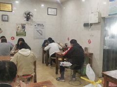 大堂-凡老头米线砂锅(古荡新村西粮站)