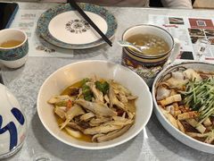 -汗腾格里·风味餐厅(新疆驻京办店)
