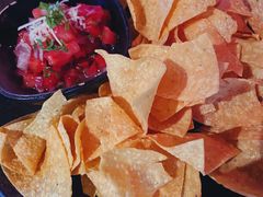 莎莎酱配玉米片-Q MEX 库迈墨西哥餐吧(三里屯店)
