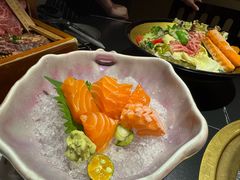 -山川小町·极番烧肉(新地假日广场店)
