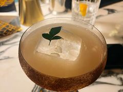-OZONE 顶楼酒吧(香港丽思卡尔顿酒店)