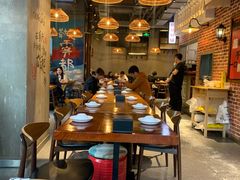 大堂-炉小二铜锅牛蛙•川湘菜(三里屯店)