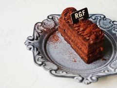 温哥华黑巧克力-RGF(巨鹿路店)