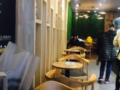 -焙丽拾光(麦凯乐直营店)