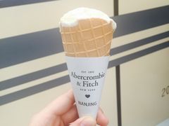 -Abercrombie&Fitch(德基广场店)