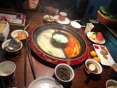 -巴邑火锅·夜宵(港隆广场店)
