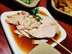 -亮亮面馆(经六路店)