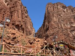 -天山神秘大峡谷