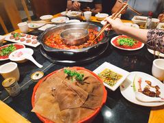 -一斗火锅·招财羊毛肚(北温泉九号店)