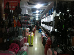 -钱万里桥小商品市场