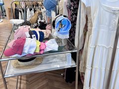 -眷顾自助服装工作室(中南金石国际广场A座店)