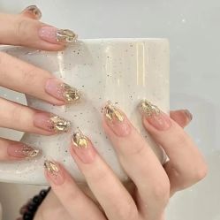 -悦指间美甲美睫