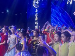-小芳舞蹈团·少儿舞蹈·中国舞(龙江校区)