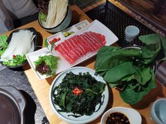 -洪氏嗨捞·广东猪肚鸡·椰子鸡火锅(西咸万象城店)