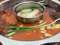 -周幺妹重庆老火锅(银泰城总店)