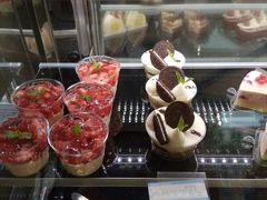 -好利来(新宜白店)