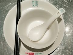 -姚姚酸菜鱼·金戈戈香港豉油鸡(喜荟城联名店)
