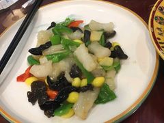 本帮什锦炒蹄筋-翠山·映月湖景餐厅(映月湖公园店)
