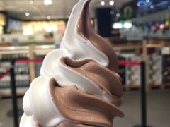 双色冰淇淋-宜家·瑞典风味餐厅(天津东丽商场店)