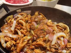 -胡须佬鸡煲四季火锅店(石厦西村直营店)