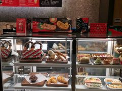 面包甜点陈列柜-星巴克(深圳港隆城分店)
