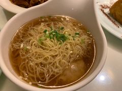 -新大咀港式茶餐厅(宝山万达店)