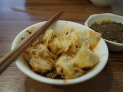 蒜泥抄手-继红顺河抄手名小吃