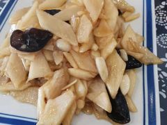 -八两八金·莱芜特色炒鸡(市南漳浦路店)