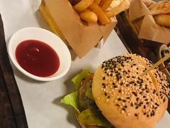 特制牛肉汉堡-EN SPACE恩空间