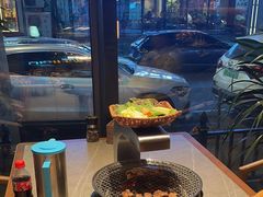 -草家酱蟹炭火烤肉店(珲春南路一店)