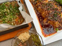 -有红鸡毛店·川菜(建设路店)