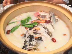 秀水八宝鱼头汤-羡餐厅