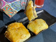 酥皮烤包子-伊带伊路新疆美食府(呼家楼店)