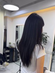 -V7 HAIR SALON