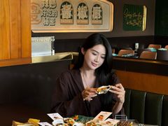 -曼听小寨海鲜烧烤·大连辣炒大王(盖州街店)