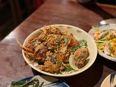 -Cuc Gach Quan Restaurant