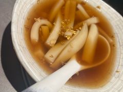 -伴山牛贵州黄牛肉火锅·苗疆非遗艺术餐厅(上海首店)