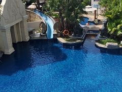-三亚亚龙湾雅高铂尔曼别墅度假酒店