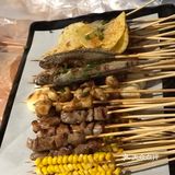 「炭烤羊肉串」「炭烤牛肉串」牛羊肉也都挺好吃