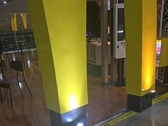 -麦当劳(鄂尔多斯机场店)