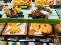 -星巴克臻选(青岛麦凯乐分店)