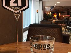 -Moka Bros 摩卡站(西单大悦城店)