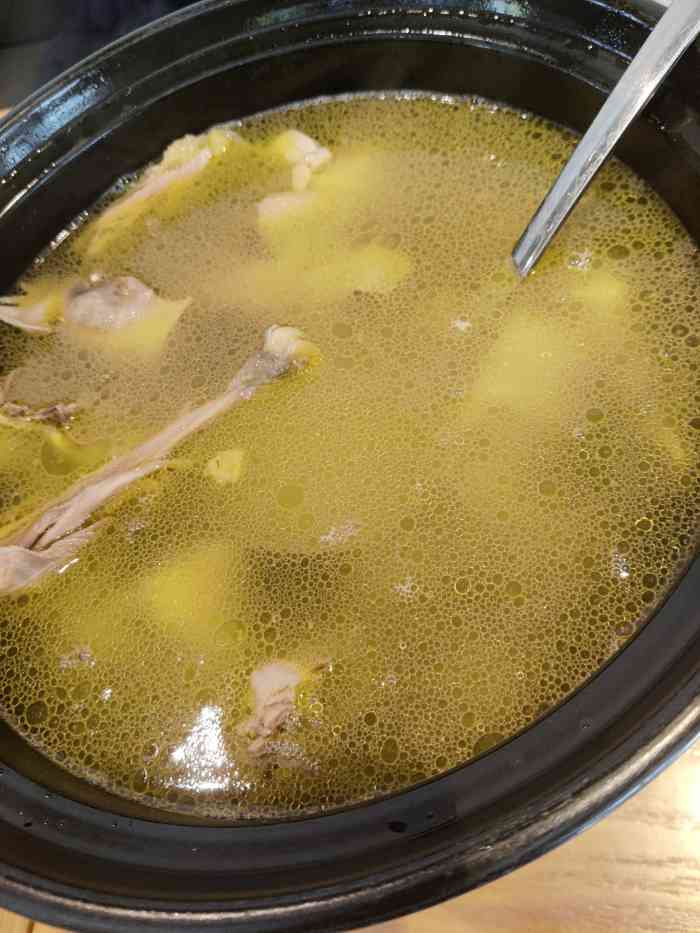 肥西老母鸡家园"这四星半我是给鸡汤的,这次大部队一起过来.