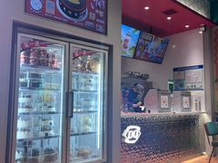 -DQ·蛋糕·冰淇淋(大宁国际商业广场店)