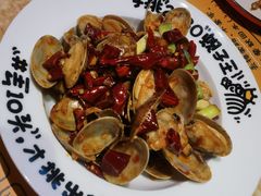 -喝丢一只鞋海鲜烧烤·海肠捞饭(东关街店)