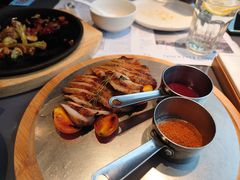 碳烤猪颈肉-小大董·烤鸭(观景餐厅·南京西路店)