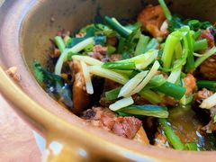 砂锅焗鸡-幽优农庄·森波拉特色本地农家菜